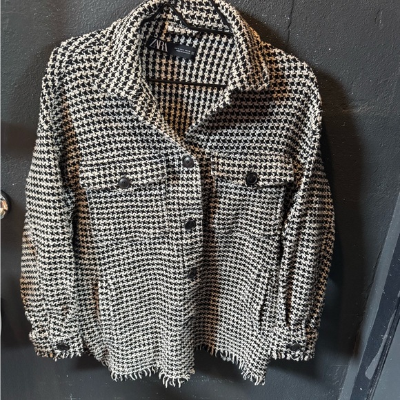 Zara Tweed Black and White Houndstooth Button Up Jacket Size Small - Picture 1 of 4